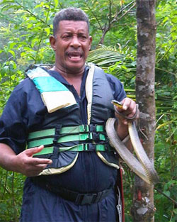 Hikemaster Snakeman explaining safety with snakes